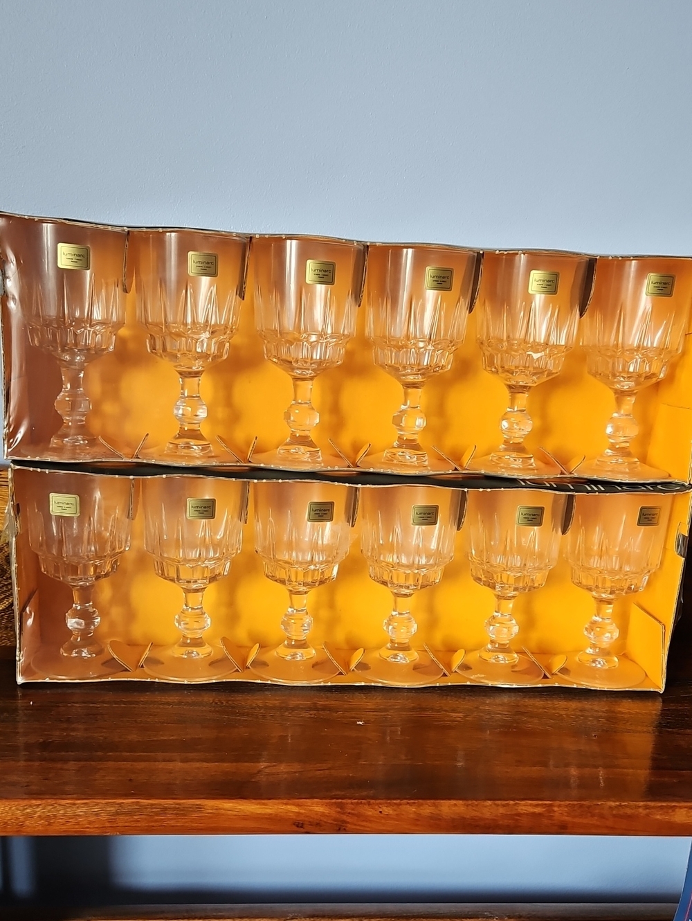 Luminare Set of 12 Cut Crystal Goblet Wine Glasses Made In France
